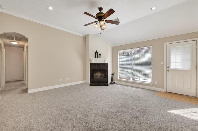 10668 Royal Magnolia Drive, Conroe, TX 77303