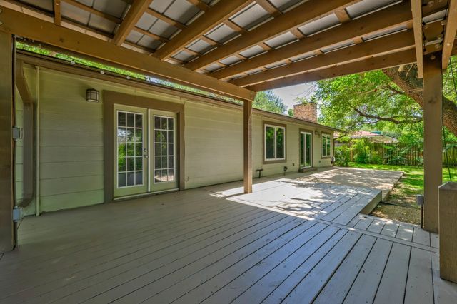 3111 Stanwood DR, Austin, TX 78757