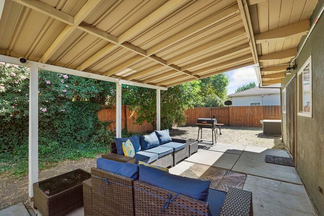 1260 Middlefield Ave, Stockton, CA 95204