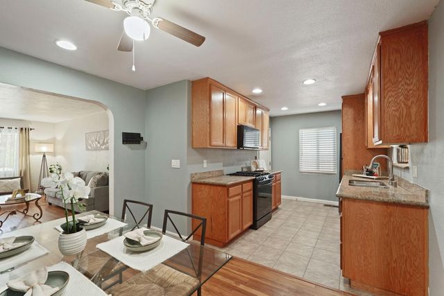 1260 Middlefield Ave, Stockton, CA 95204