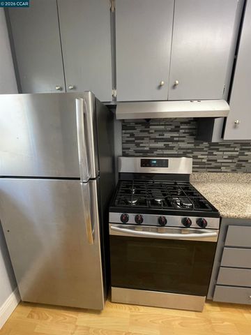 1705 Linden St 2, Oakland, CA 94607