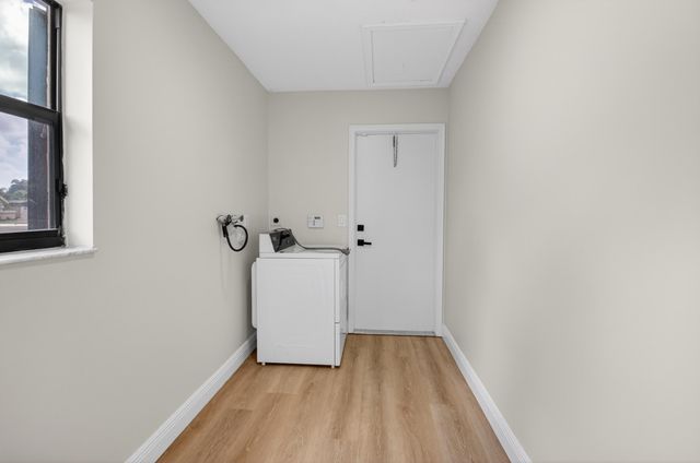 9362 Laurel Green Drive, Boynton Beach, FL 33437