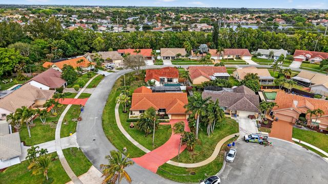9362 Laurel Green Drive, Boynton Beach, FL 33437