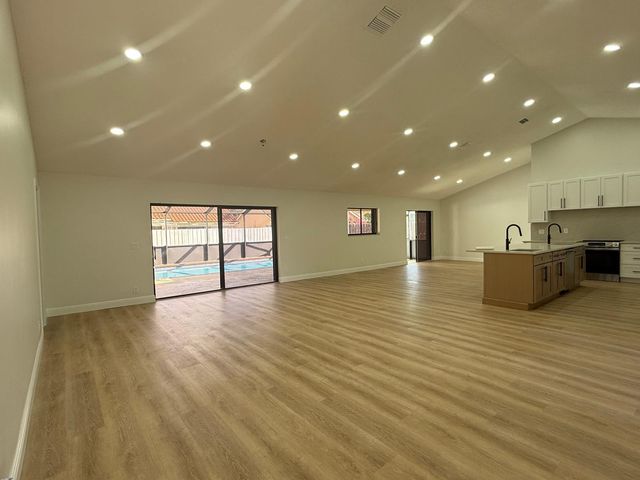 9362 Laurel Green Drive, Boynton Beach, FL 33437