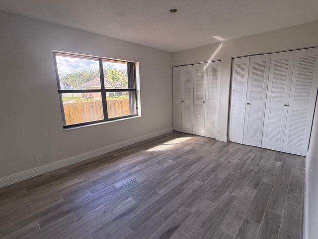 9362 Laurel Green Drive, Boynton Beach, FL 33437