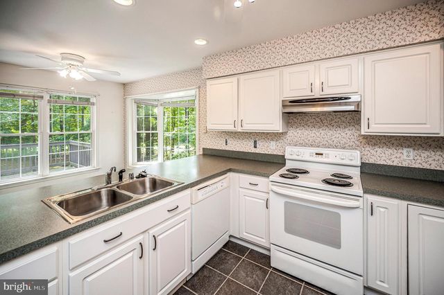 505 BIRDIE RD, Locust Grove, VA 22508