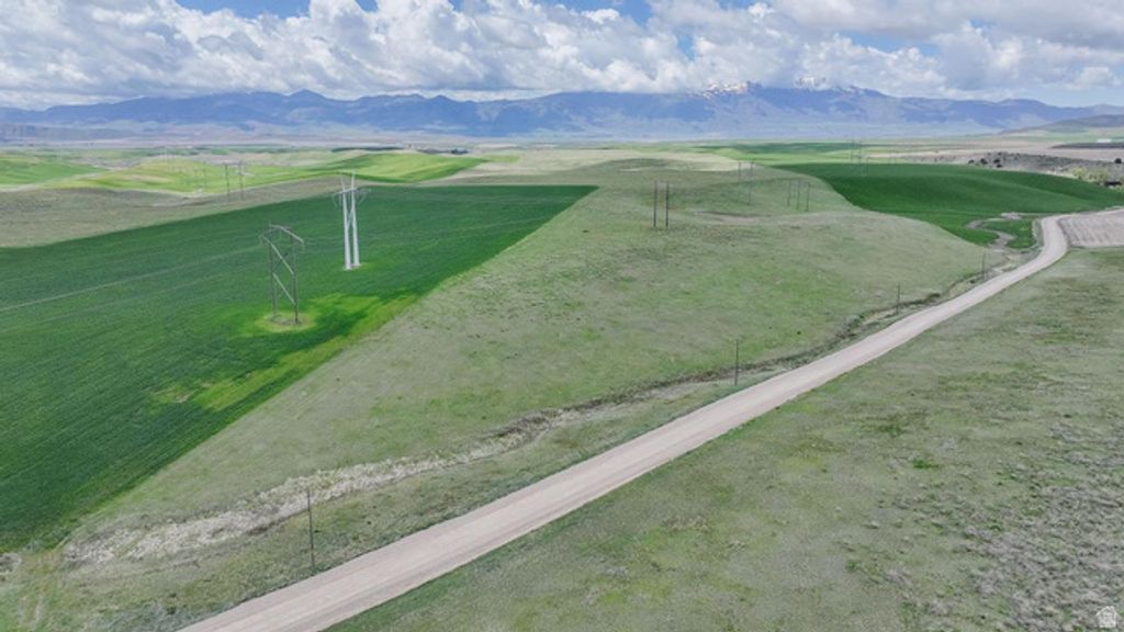 7445 N HWY 34, Preston, ID 83263