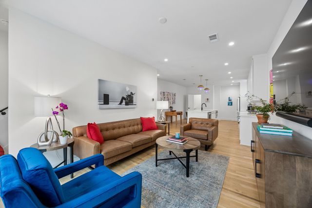 7207 Gaston Avenue 903, Dallas, TX 75214