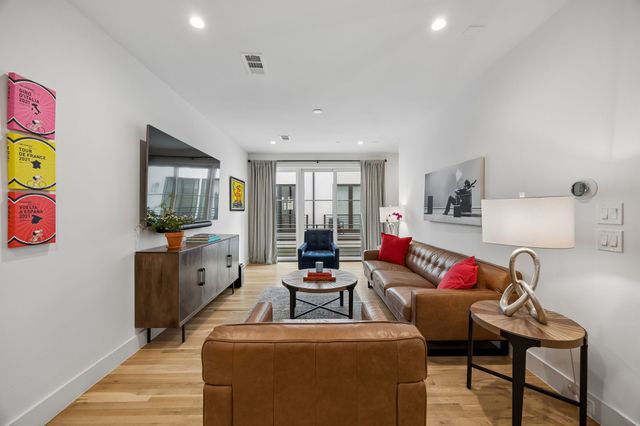 7207 Gaston Avenue 903, Dallas, TX 75214