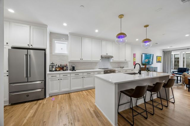 7207 Gaston Avenue 903, Dallas, TX 75214