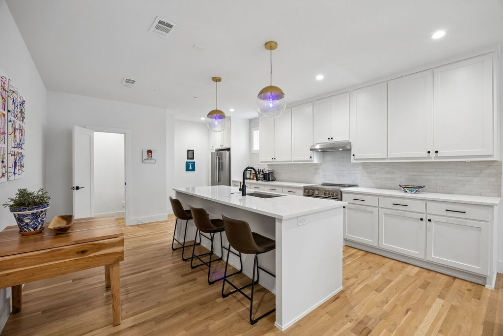 7207 Gaston Avenue 903, Dallas, TX 75214