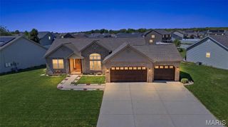 2742 London Lane, Shiloh, IL 62221