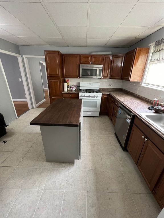 99 Medford St 2, Malden, MA 02148