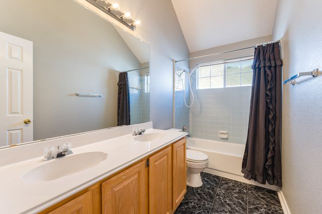 4303 Solitude Court, Arlington, TX 76017