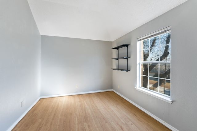 4303 Solitude Court, Arlington, TX 76017