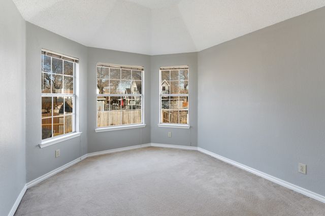 4303 Solitude Court, Arlington, TX 76017