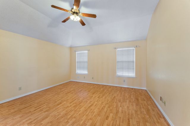 4303 Solitude Court, Arlington, TX 76017