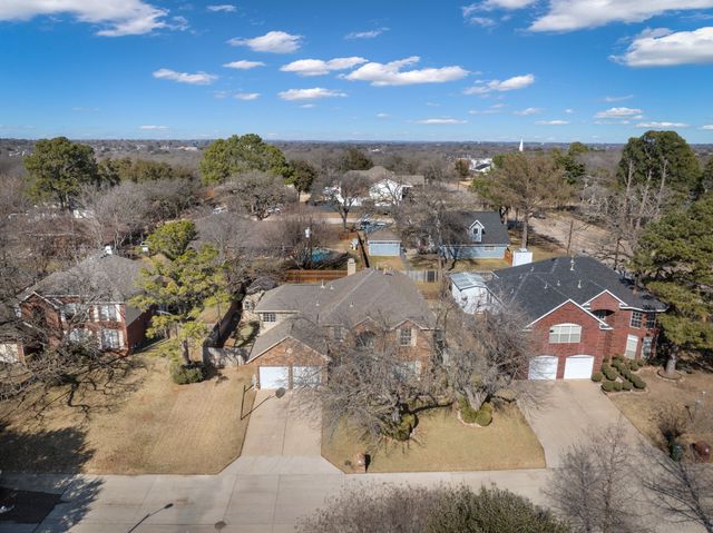 4303 Solitude Court, Arlington, TX 76017