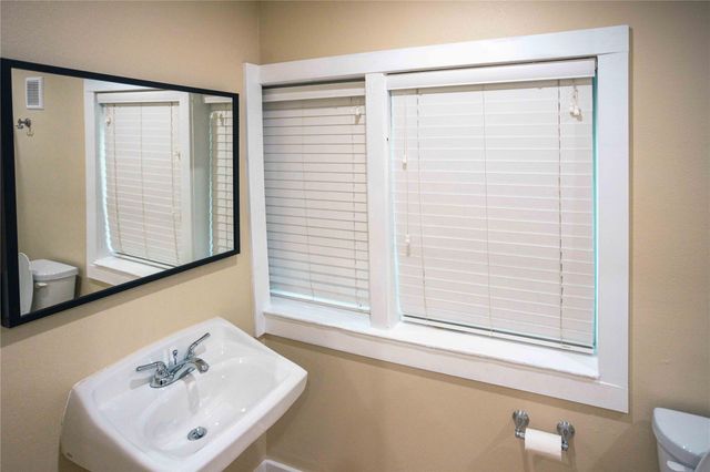 2003 HASKELL ST 1, Austin, TX 78702