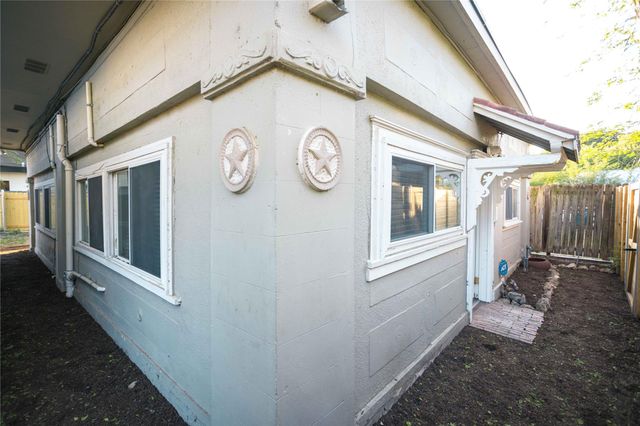 2003 HASKELL ST 1, Austin, TX 78702