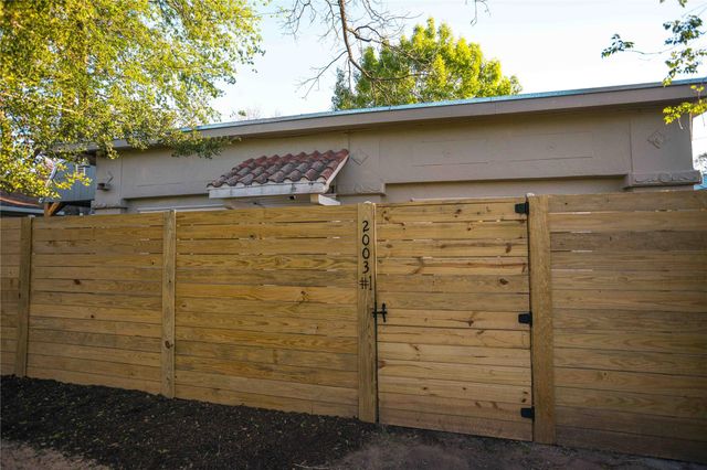 2003 HASKELL ST 1, Austin, TX 78702