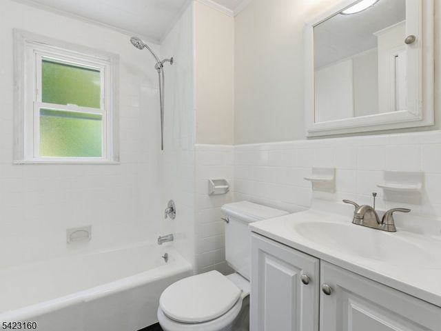 357 Centennial Ave, Cranford Twp., NJ 07016
