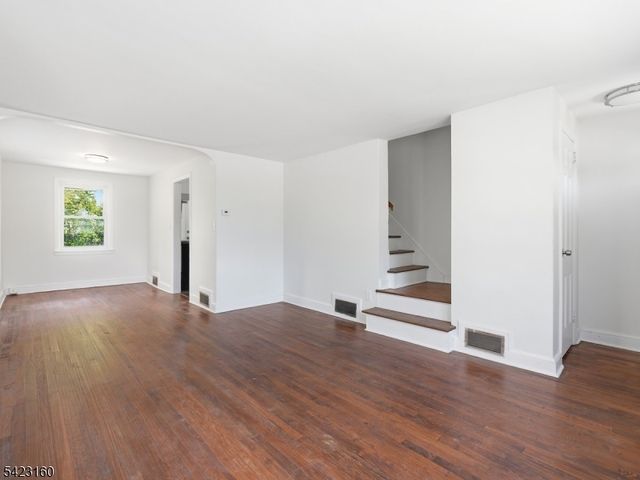 357 Centennial Ave, Cranford Twp., NJ 07016