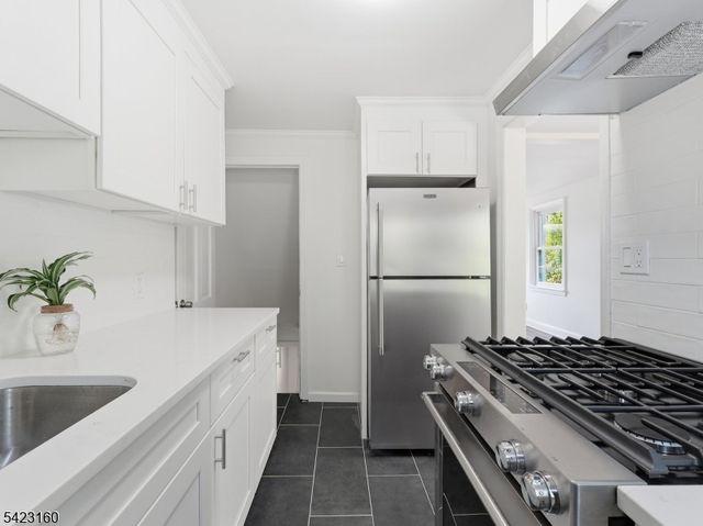 357 Centennial Ave, Cranford Twp., NJ 07016
