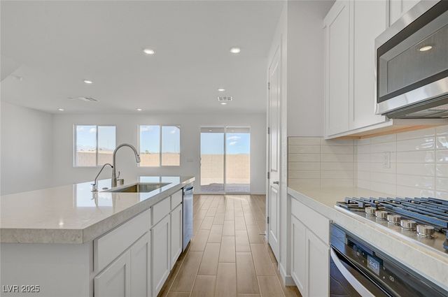 8532 West Agate Avenue, Las Vegas, NV 89113