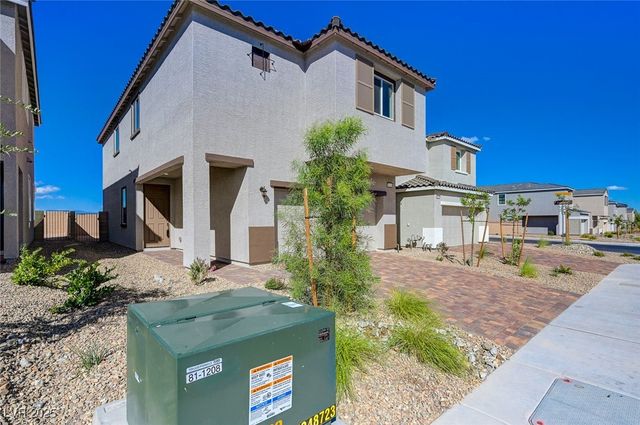 8532 West Agate Avenue, Las Vegas, NV 89113