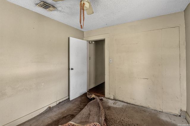 6297 S Fm 3465, Adkins, TX 78101