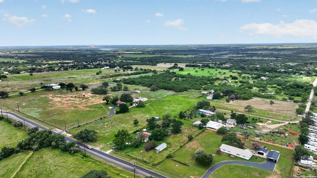 6297 S Fm 3465, Adkins, TX 78101