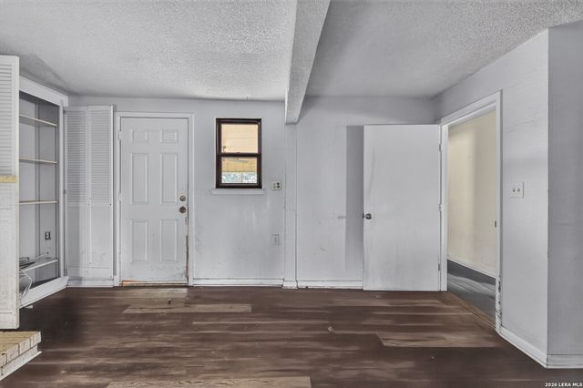 6297 S Fm 3465, Adkins, TX 78101