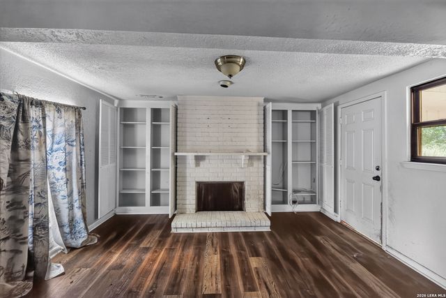 6297 S Fm 3465, Adkins, TX 78101