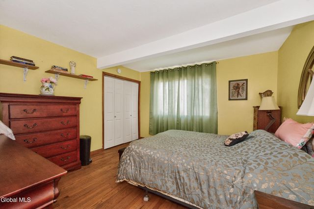 30 Fern Avenue, Colonie, NY 12205