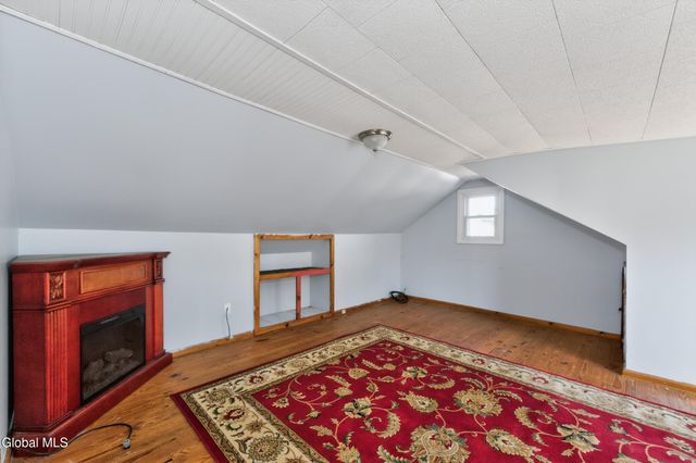 30 Fern Avenue, Colonie, NY 12205