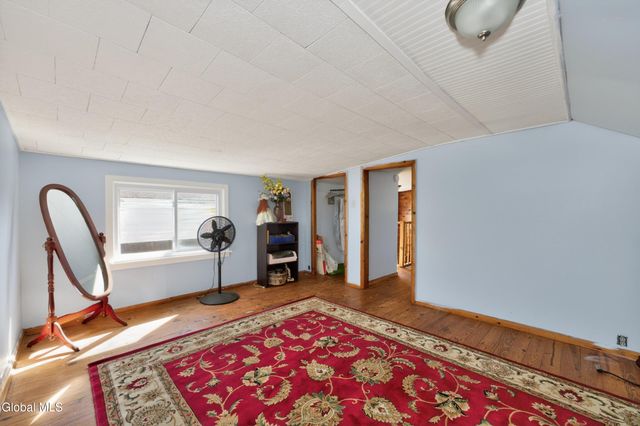 30 Fern Avenue, Colonie, NY 12205