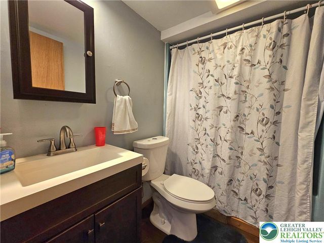 86 Cardinal Lane, Penn Forest Twp, PA 18229