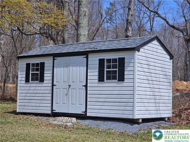 86 Cardinal Lane, Penn Forest Twp, PA 18229