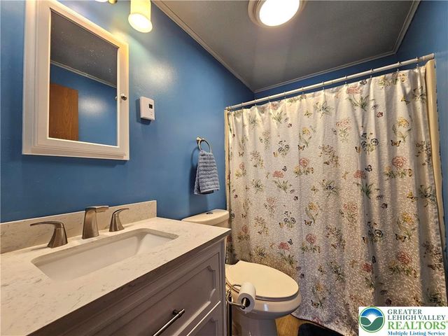 86 Cardinal Lane, Penn Forest Twp, PA 18229