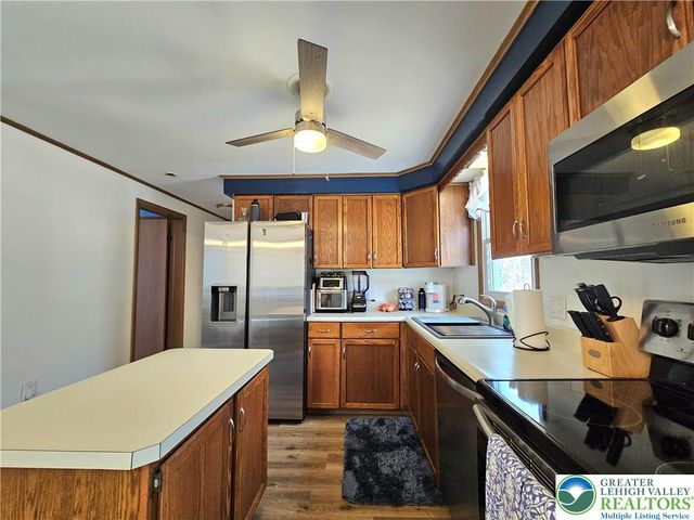 86 Cardinal Lane, Penn Forest Twp, PA 18229