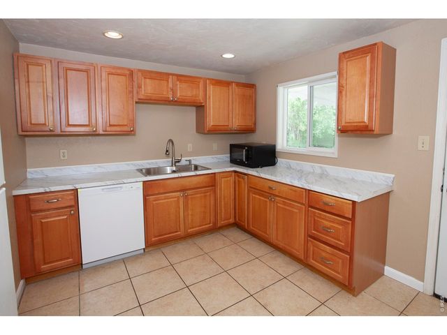 209 Villa Vista St, Sterling, CO 80751