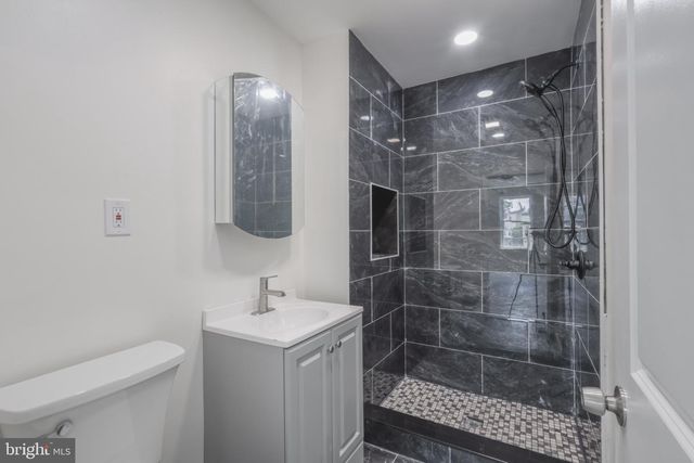 613 MARKET ST, Gloucester City, NJ 08030