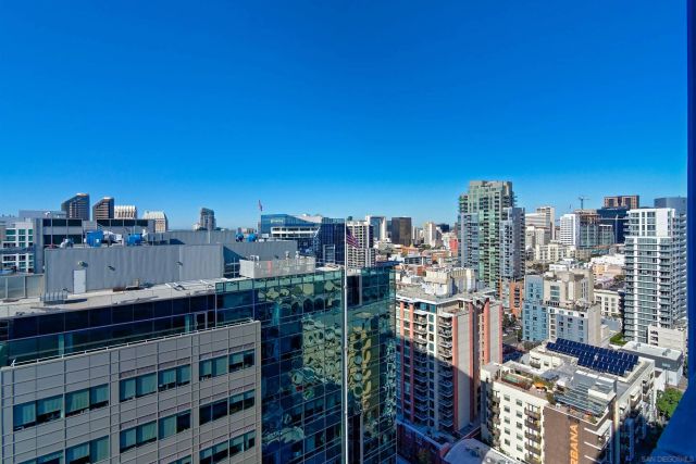 321 10Th Ave 2204, San Diego, CA 92101