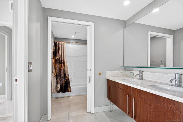 321 10Th Ave 2204, San Diego, CA 92101