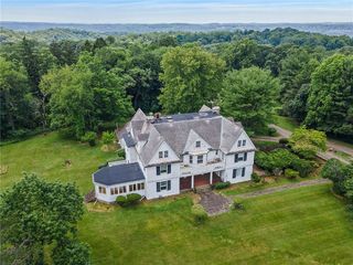 859 Blackburn Road, Sewickley Heights, PA 15143