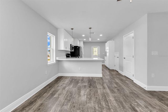 301 E VIRGINIA AVENUE, Punta Gorda, FL 33950