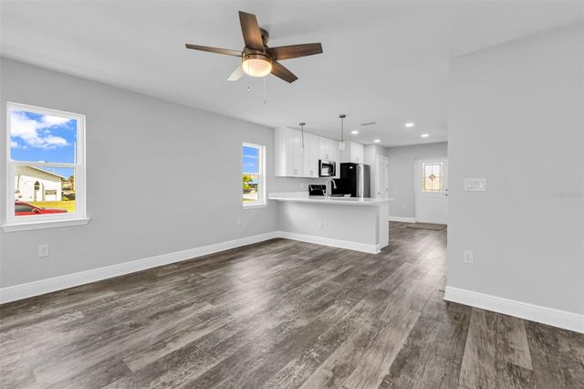 301 E VIRGINIA AVENUE, Punta Gorda, FL 33950