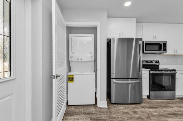 301 E VIRGINIA AVENUE, Punta Gorda, FL 33950