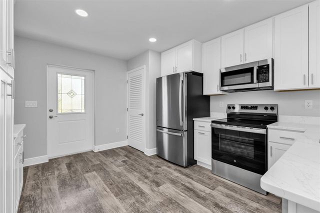 301 E VIRGINIA AVENUE, Punta Gorda, FL 33950